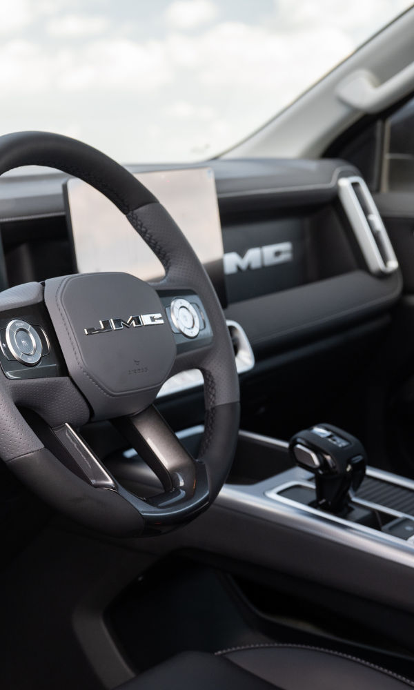 vigus-interior-1-600-x-1000-px